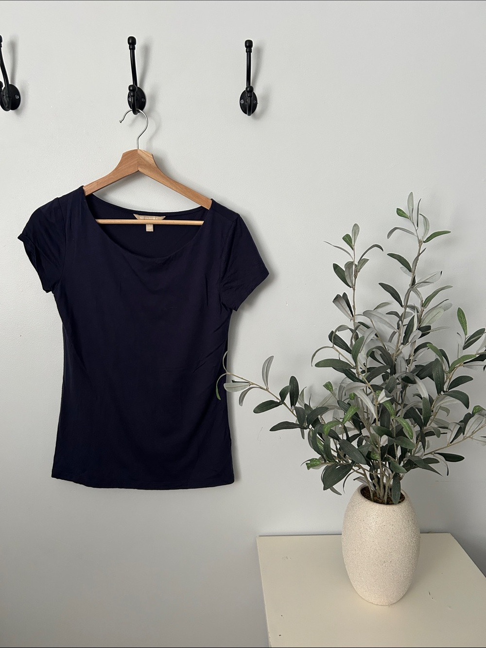 Banana Republic Short Sleeve Scoop Neck Tee - Navy Blue